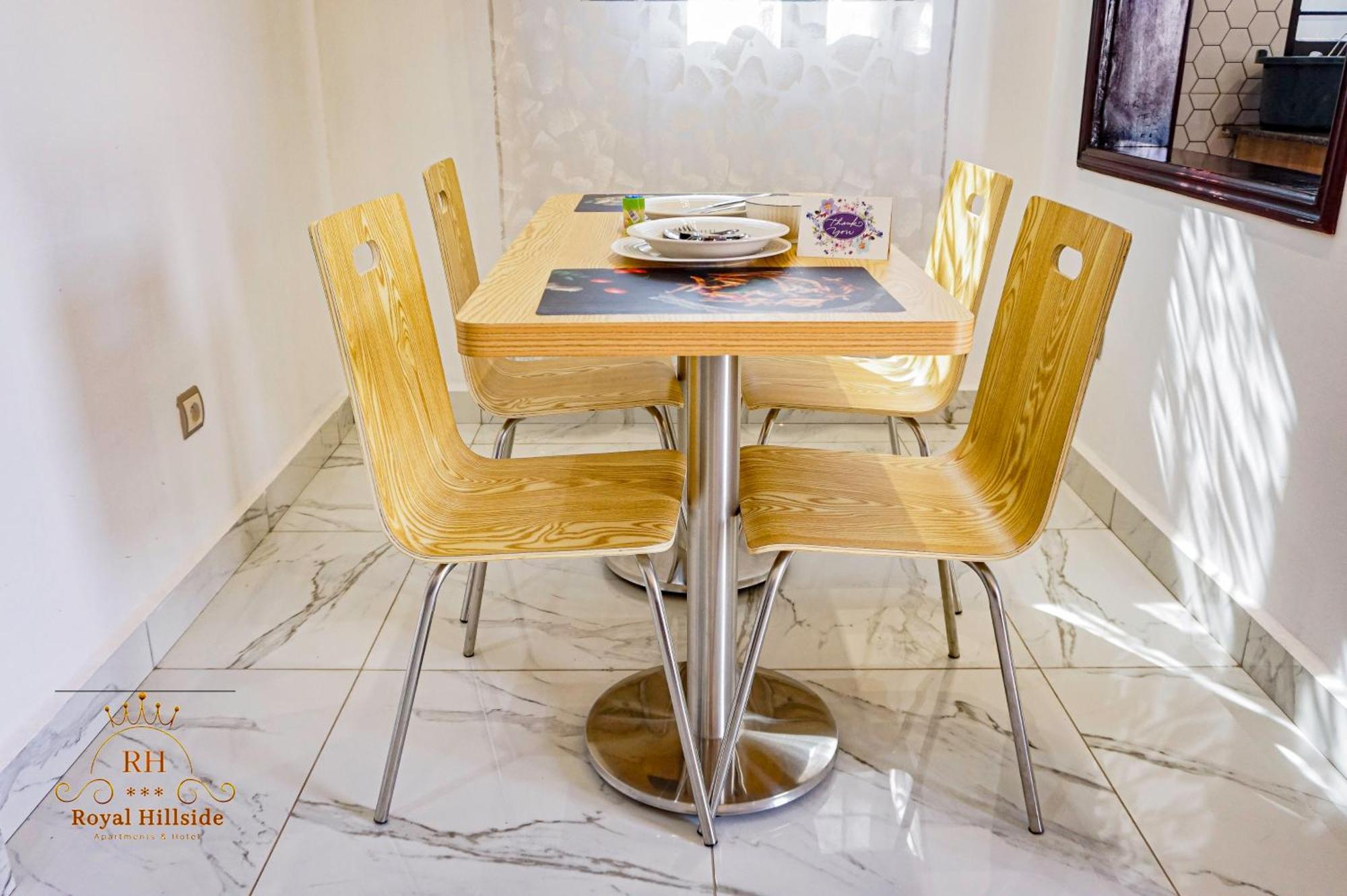 Royal Hillside Apartments And Hotels Yaoundé Εξωτερικό φωτογραφία