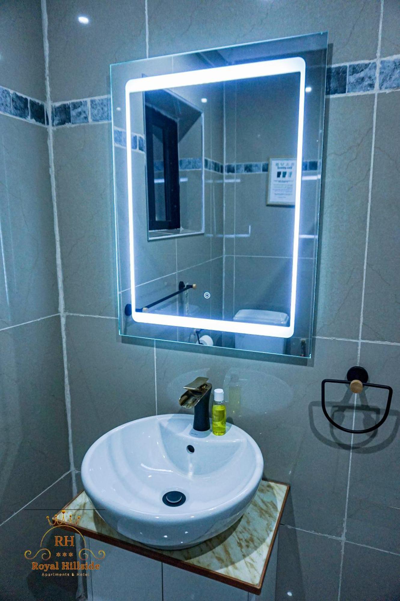 Royal Hillside Apartments And Hotels Yaoundé Εξωτερικό φωτογραφία